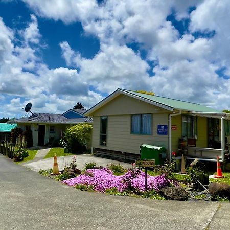 Waiuku Motel Exterior foto